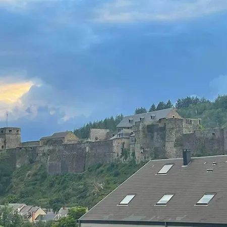 A Bouillon, Vintage Vue Sur Le Chateau شقة *