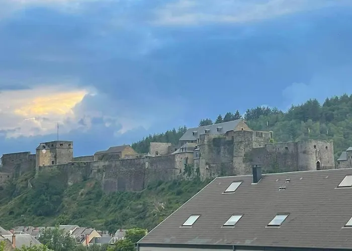A Bouillon, Vintage Vue Sur Le Chateau Appartement *