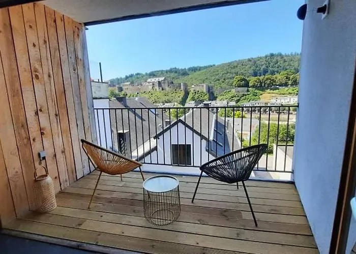 A Bouillon, Vintage Vue Sur Le Chateau Appartement Bouillon
